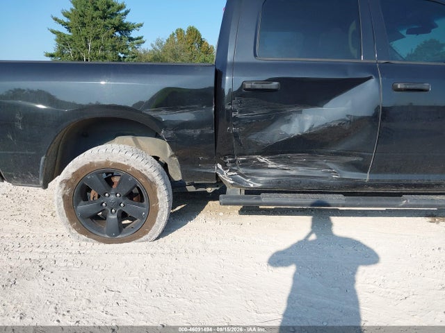 2017 RAM 1500 EXPRESS 4X4 5'7 BOX 6