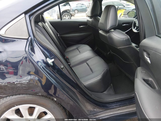 2021 TOYOTA COROLLA XLE 8