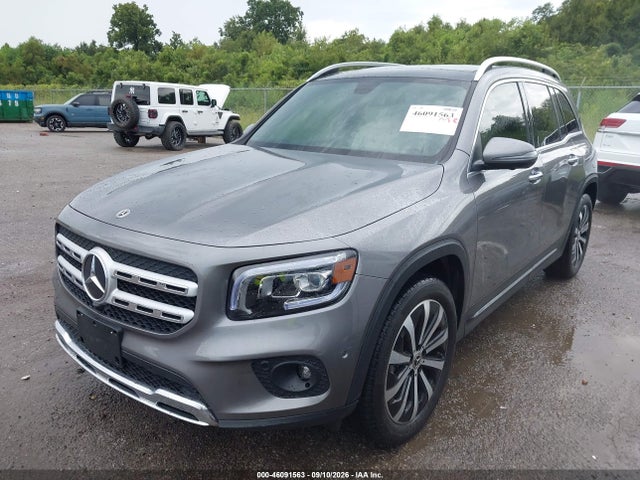 2023 MERCEDES-BENZ GLB 250 2