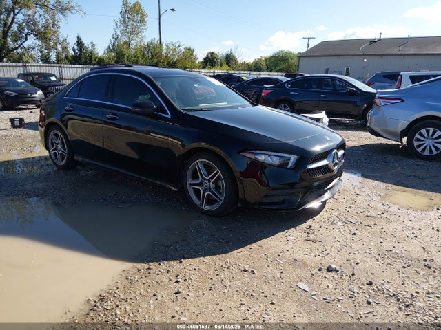 2021 Mercedes-Benz A 220 4MATIC