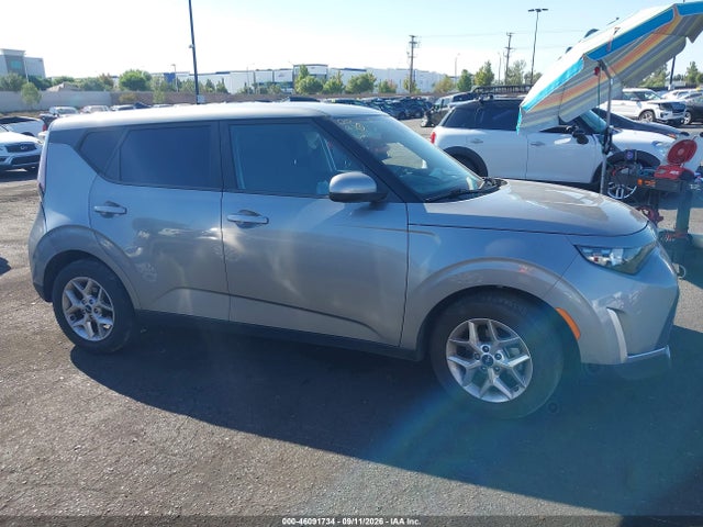 2025 KIA SOUL LX 13