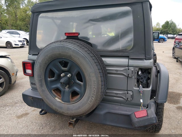 2018 JEEP WRANGLER UNLIMITED SPORT 4X4 16