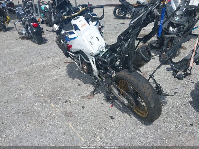 2024 HONDA CRF1100 D4 3