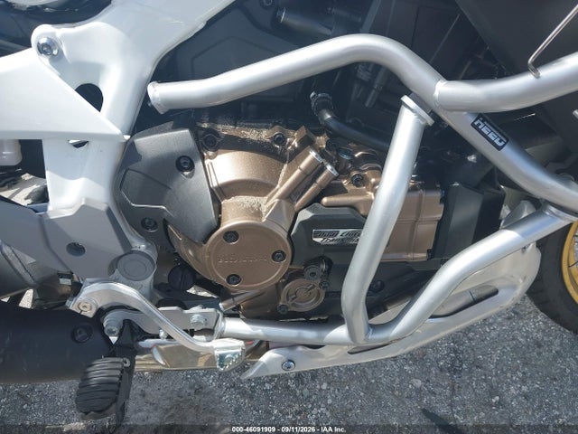 2024 HONDA CRF1100 D4 8