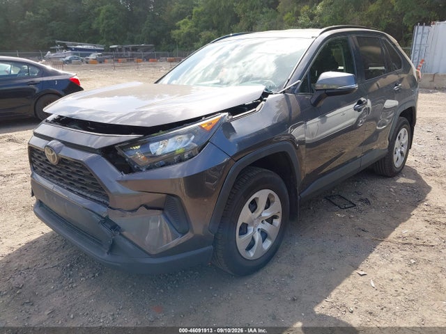 2019 TOYOTA RAV4 LE 2