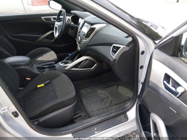 2017 HYUNDAI VELOSTER VALUE EDITION 5