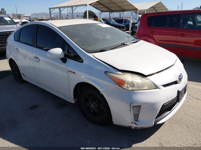 2013 TOYOTA PRIUS TWO
