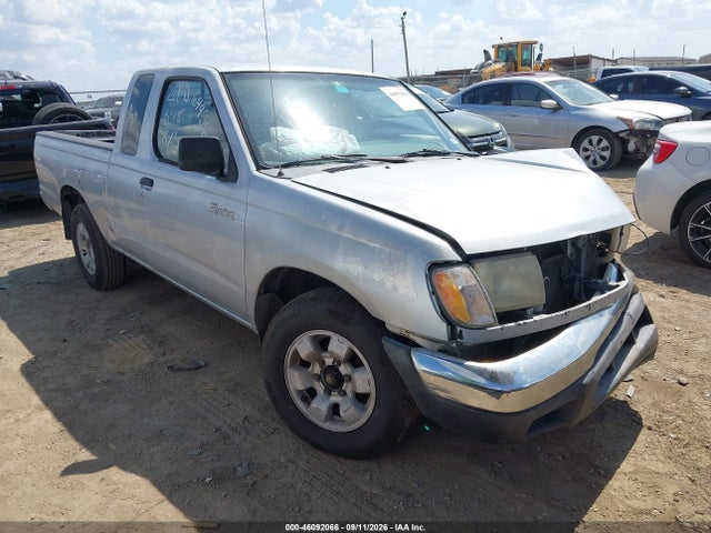 2000 NISSAN FRONTIER XE
