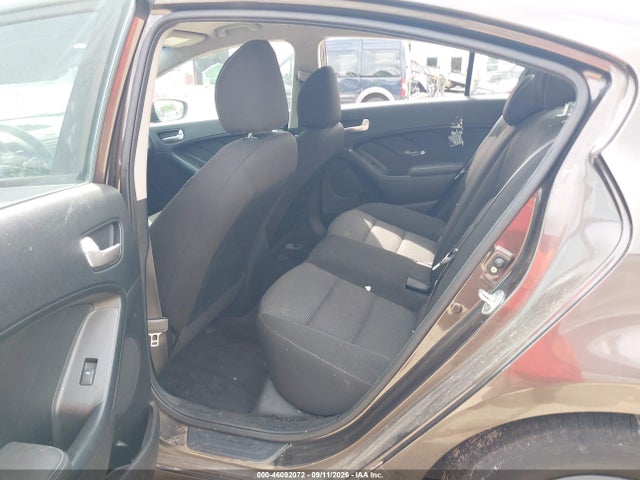 2017 KIA FORTE LX 8
