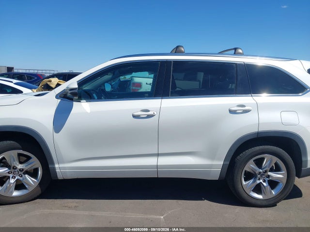 2017 TOYOTA HIGHLANDER LIMITED 13