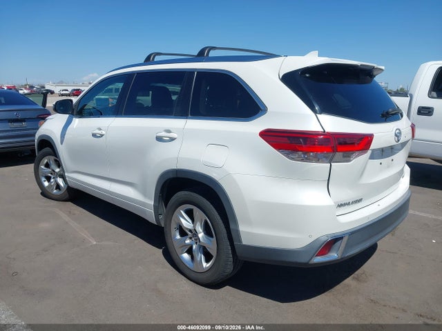 2017 TOYOTA HIGHLANDER LIMITED 3