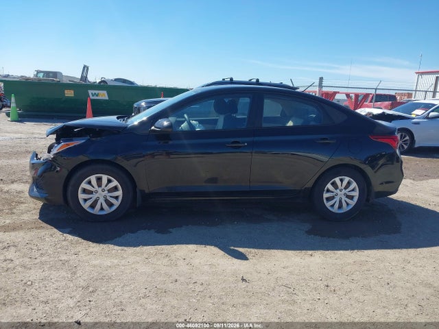 2020 HYUNDAI ACCENT SE 14