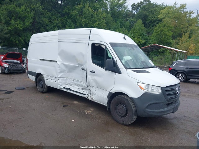 2025 Mercedes-Benz Sprinter 2500 High Roof 4-CYL Diesel