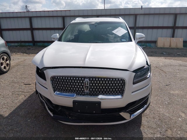 2019 LINCOLN NAUTILUS STANDARD 12