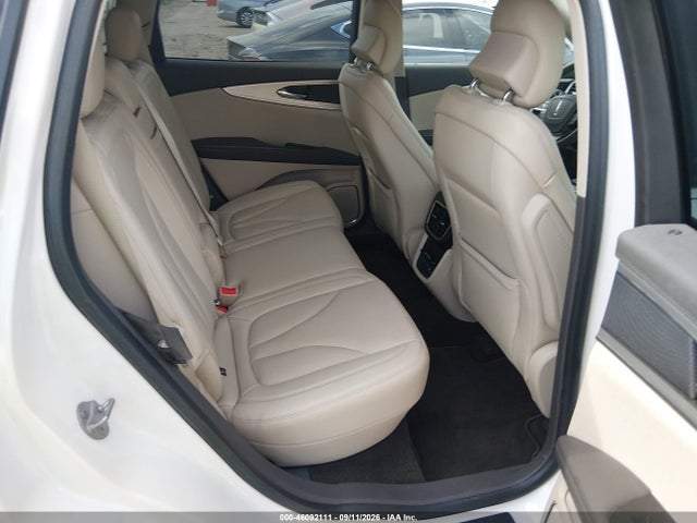 2019 LINCOLN NAUTILUS STANDARD 8