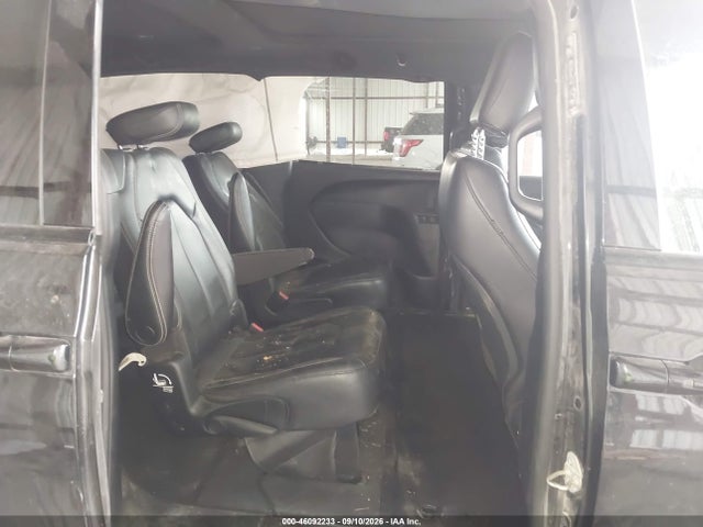 2022 CHRYSLER PACIFICA TOURING L 8