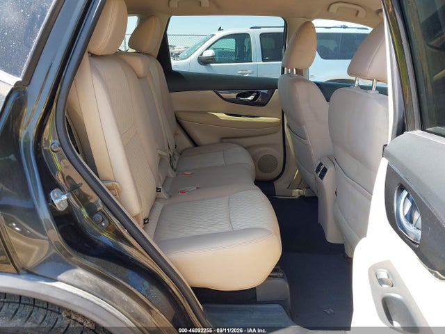 2017 NISSAN ROGUE SV 8