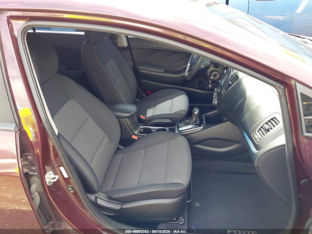 2017 KIA FORTE LX 5
