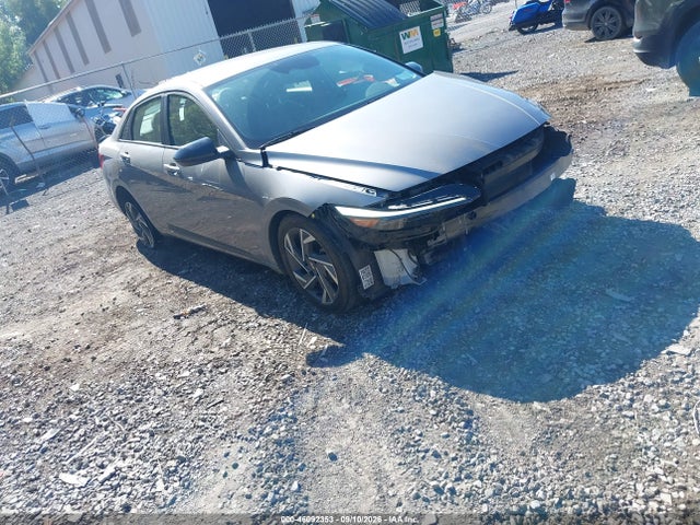 2025 HYUNDAI ELANTRA SEL SPORT