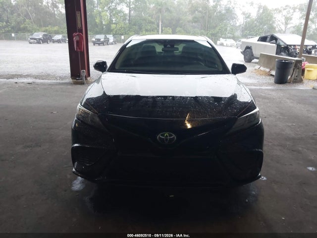 2022 TOYOTA CAMRY SE 12