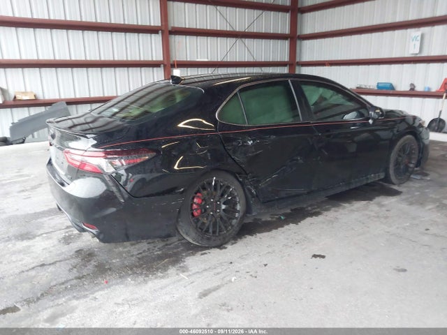 2022 TOYOTA CAMRY SE 4