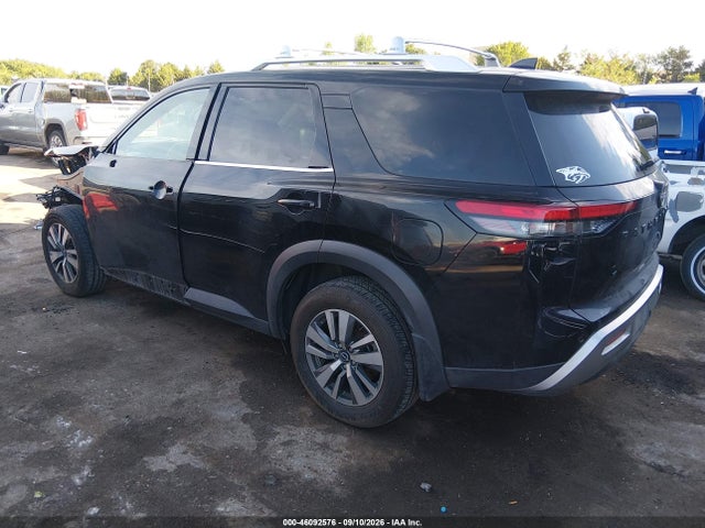 2023 NISSAN PATHFINDER SL 4WD 3