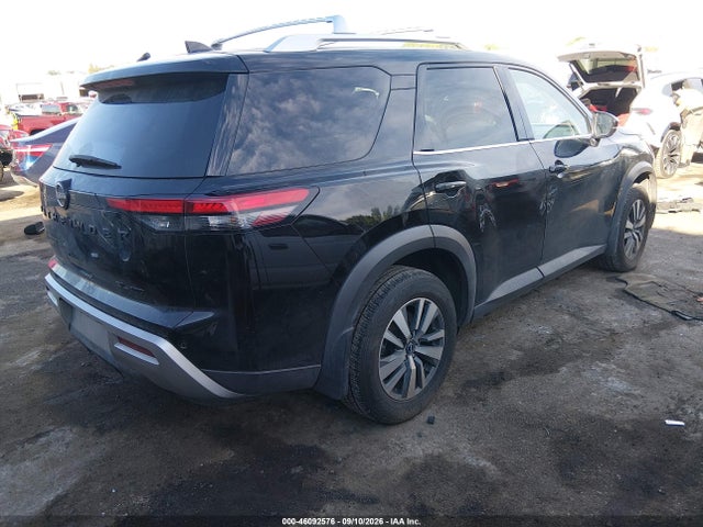 2023 NISSAN PATHFINDER SL 4WD 4