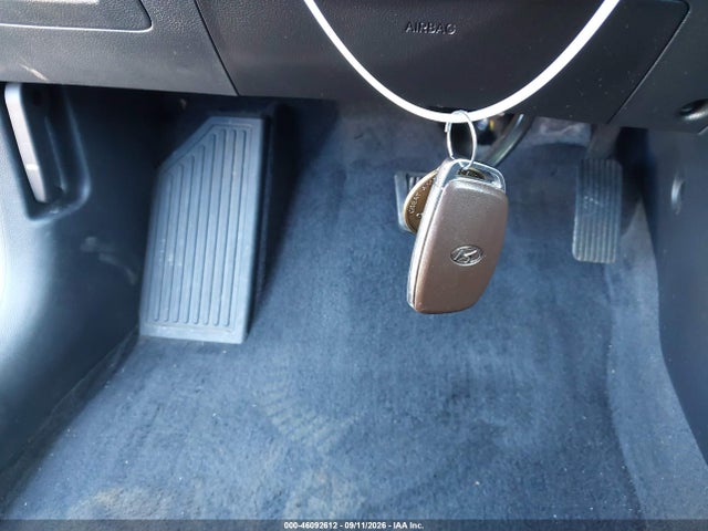 2019 HYUNDAI ELANTRA LIMITED 11