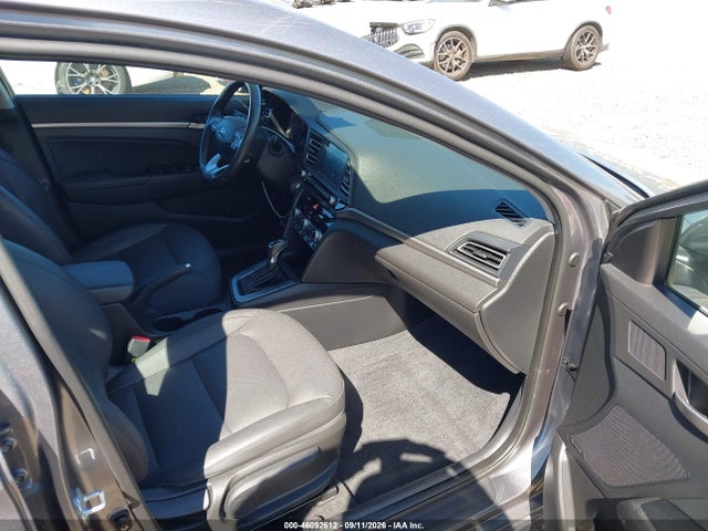 2019 HYUNDAI ELANTRA LIMITED 5