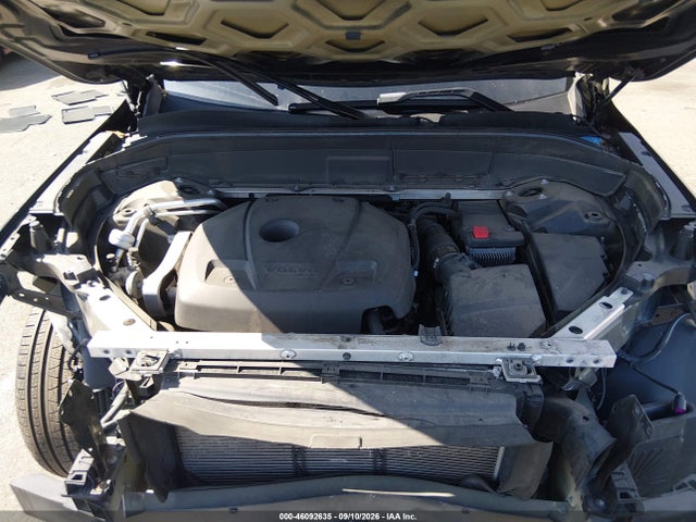 2018 VOLVO XC90 T6 INSCRIPTION 10