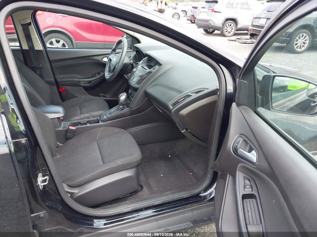 2017 FORD FOCUS SE 5