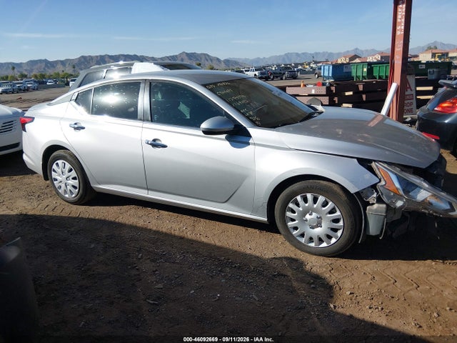2020 NISSAN ALTIMA S FWD 12