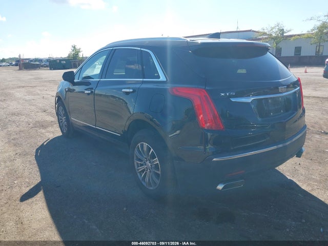 2017 CADILLAC XT5 LUXURY 3