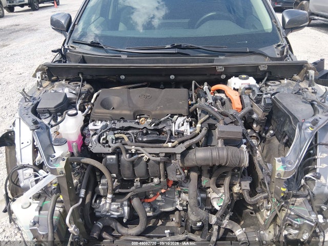 2021 TOYOTA RAV4 HYBRID XLE 10