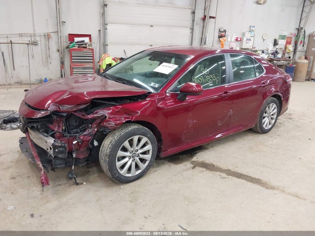 2019 TOYOTA CAMRY LE 2