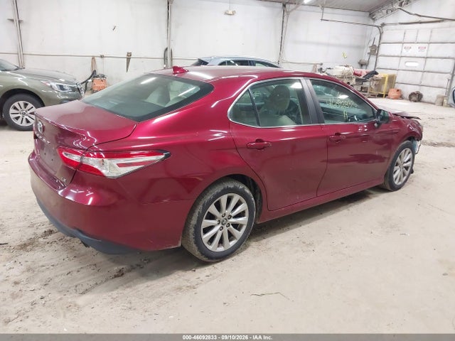 2019 TOYOTA CAMRY LE 4