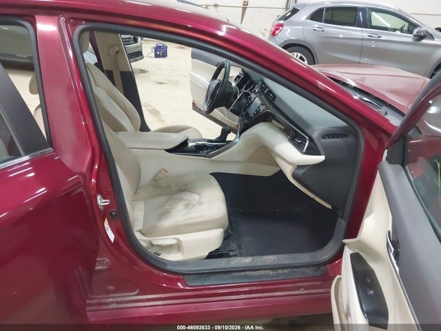 2019 TOYOTA CAMRY LE 5
