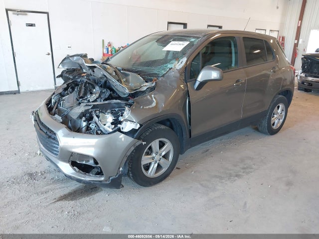 2021 CHEVROLET TRAX AWD LS 2