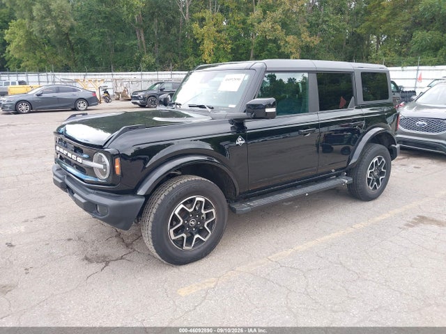 2023 FORD BRONCO OUTER BANKS 2