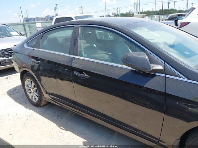 2019 HYUNDAI SONATA SE 14