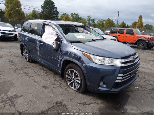 2019 TOYOTA HIGHLANDE XLE