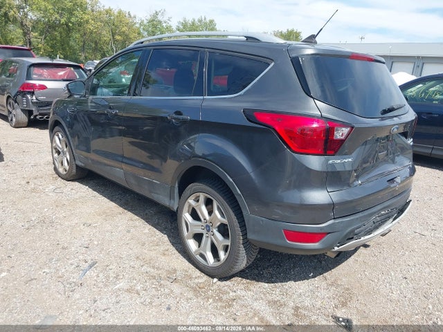 2019 FORD ESCAPE TITANIUM 3