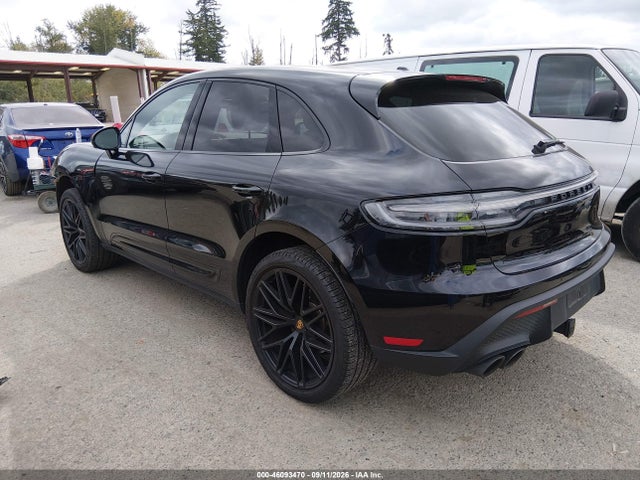 2023 PORSCHE MACAN T 3