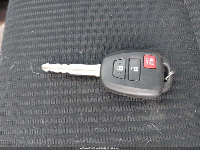 2018 TOYOTA RAV4 LE 11