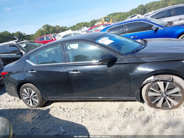 2022 NISSAN ALTIMA SL INTELLIGENT AWD 13