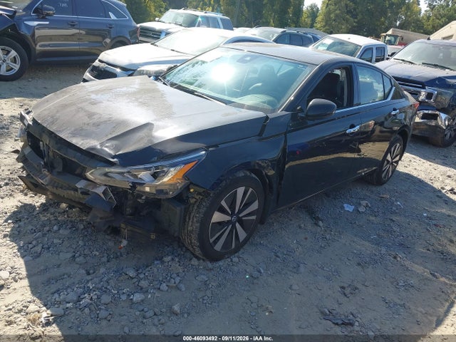 2022 NISSAN ALTIMA SL INTELLIGENT AWD 2