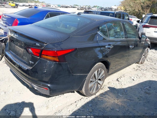 2022 NISSAN ALTIMA SL INTELLIGENT AWD 4