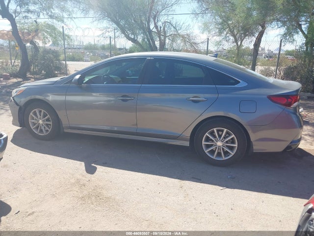 2018 HYUNDAI SONATA SE 13