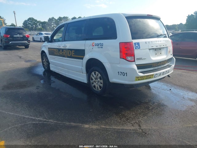 2017 DODGE GRAND CARAVAN SE 3