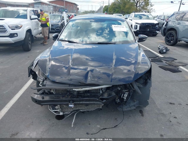 2018 VOLKSWAGEN PASSAT 2.0T SE 13